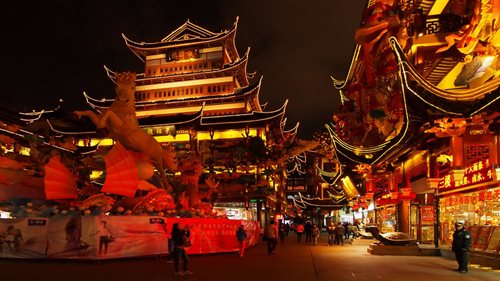 shanghai-spring-festival-or-chinese-new-year.jpg